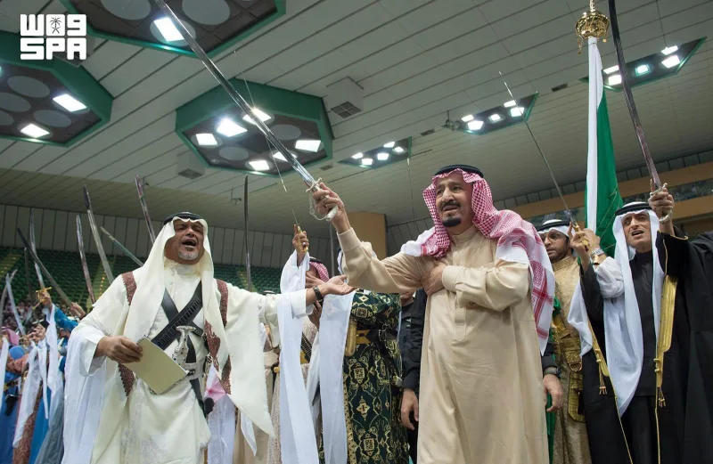 من ساحات الإقدام إلى احتفالات اليوم الوطني.. حكاية العرضة السعودية كما توثقها دارة الملك عبدالعزيز