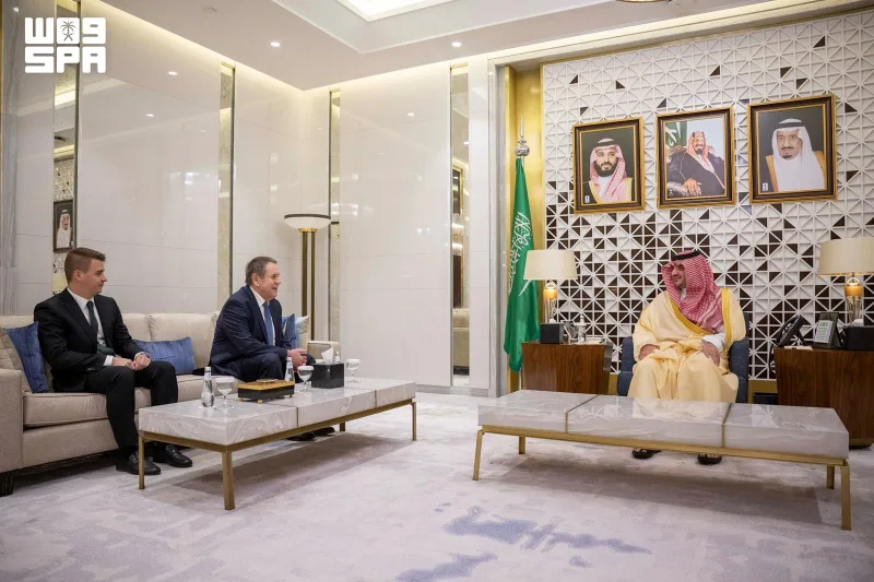 Prince Abdulaziz bin Saud Bids Farewell to Departing Russian Ambassador