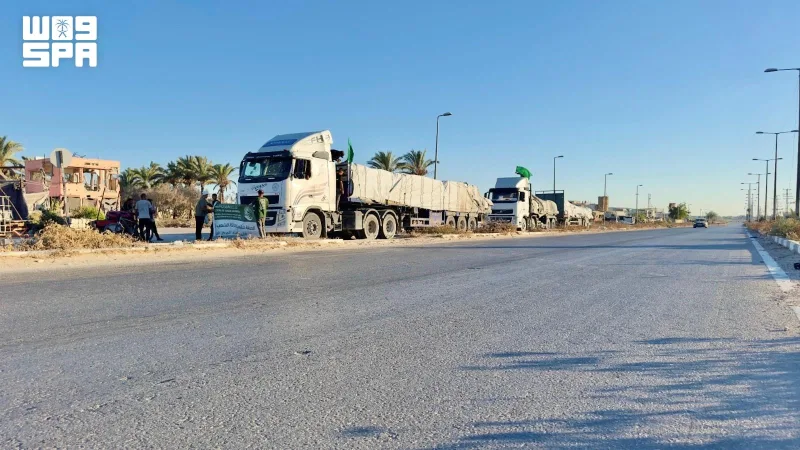 سلال غذائية وخيام سعودية تصل دير البلح وسط غزة