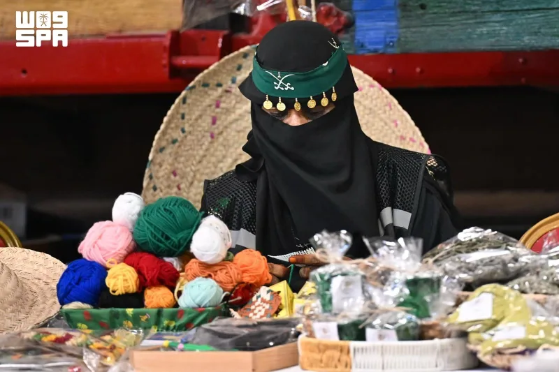 برگزاری برنامه‌های جشن روز ملی عربستان سعودی در نقاط مختلف مکه