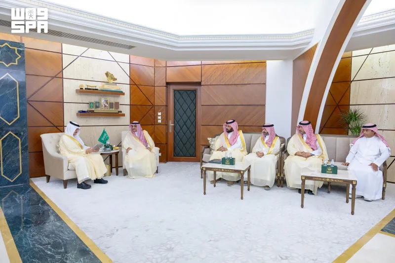 نفق بـ1500 متر أُنجز قبل موعده.. أمين الأحساء يطلع أمير الشرقية على حصاد 2026