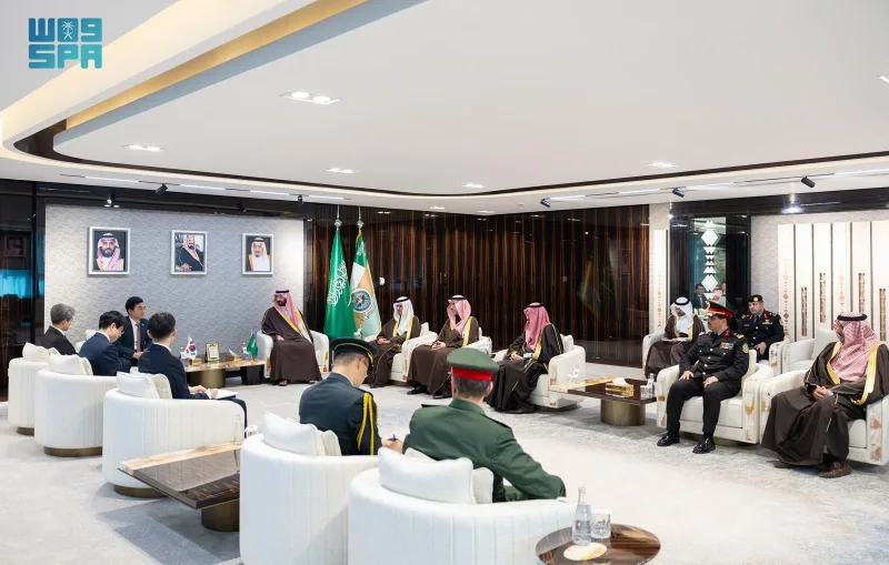 Riyad : le prince Abdullah bin Bandar s’entretient avec le général russe Viktor Zolotov