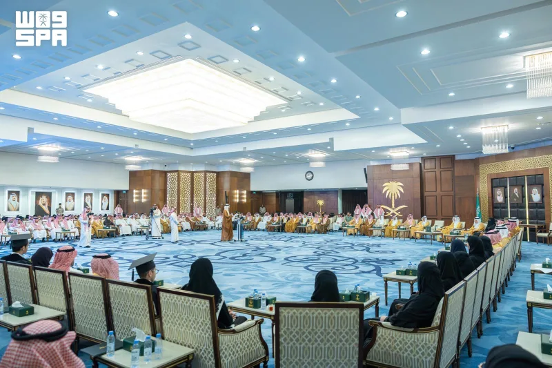 تخريج 37 متخصصًا في التأهيل والتدخل المبكر للتوحد برعاية أمير الشرقية