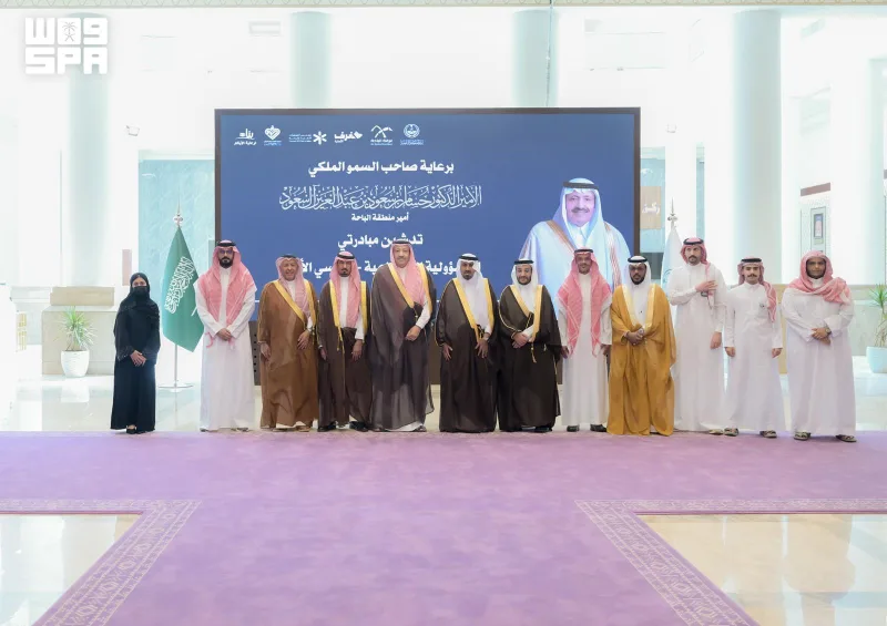 50 سيارة لأيتام الباحة.. أمير المنطقة يطلق «تاكسي الأيتام» و«أخصائي المسؤولية الاجتماعية»