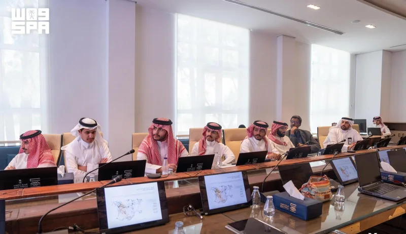 من الأستديو إلى القرى التراثية.. طلاب العمارة بجامعة الملك خالد يتدربون على كود عسير