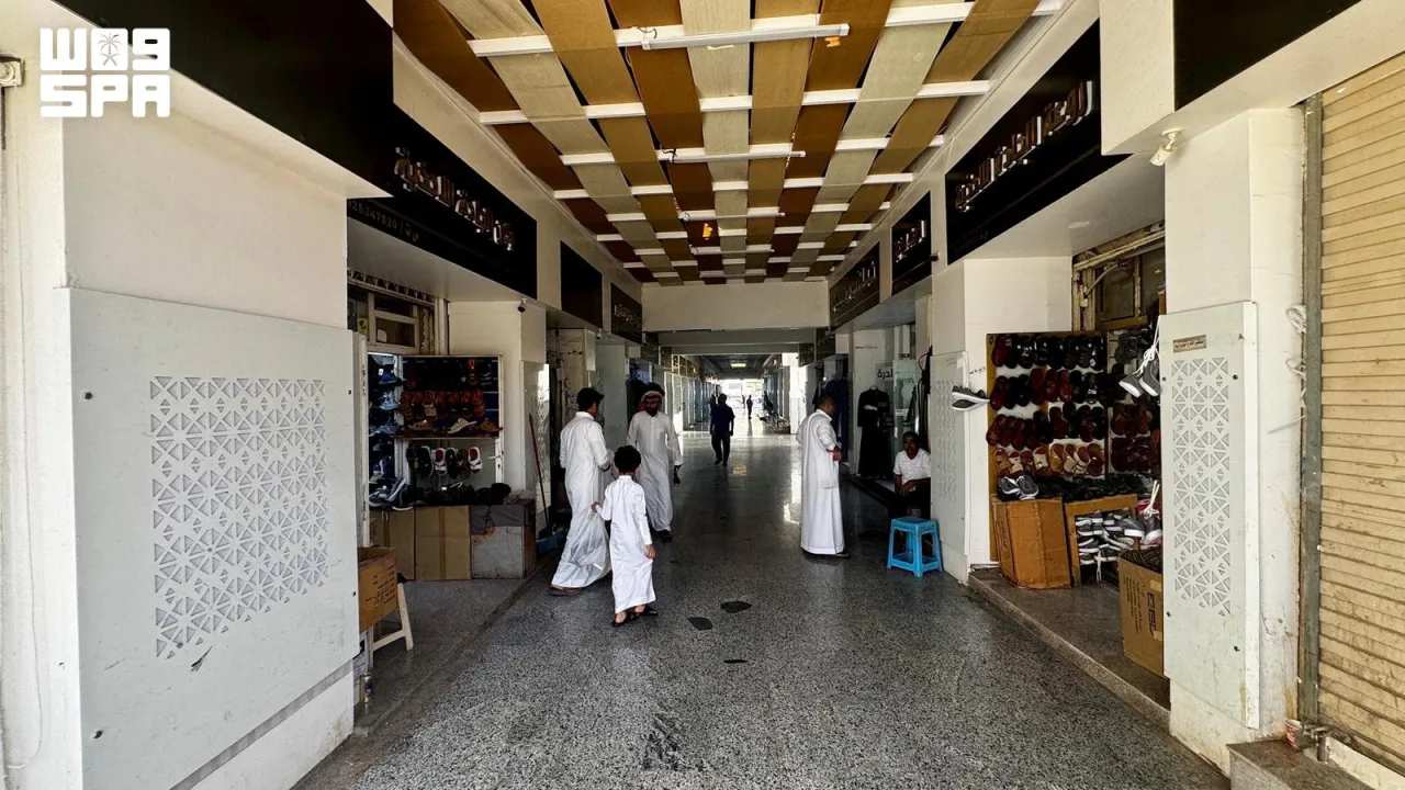 Tabuk's Prince Fahd bin Sultan Promenade holds its own against modern malls
