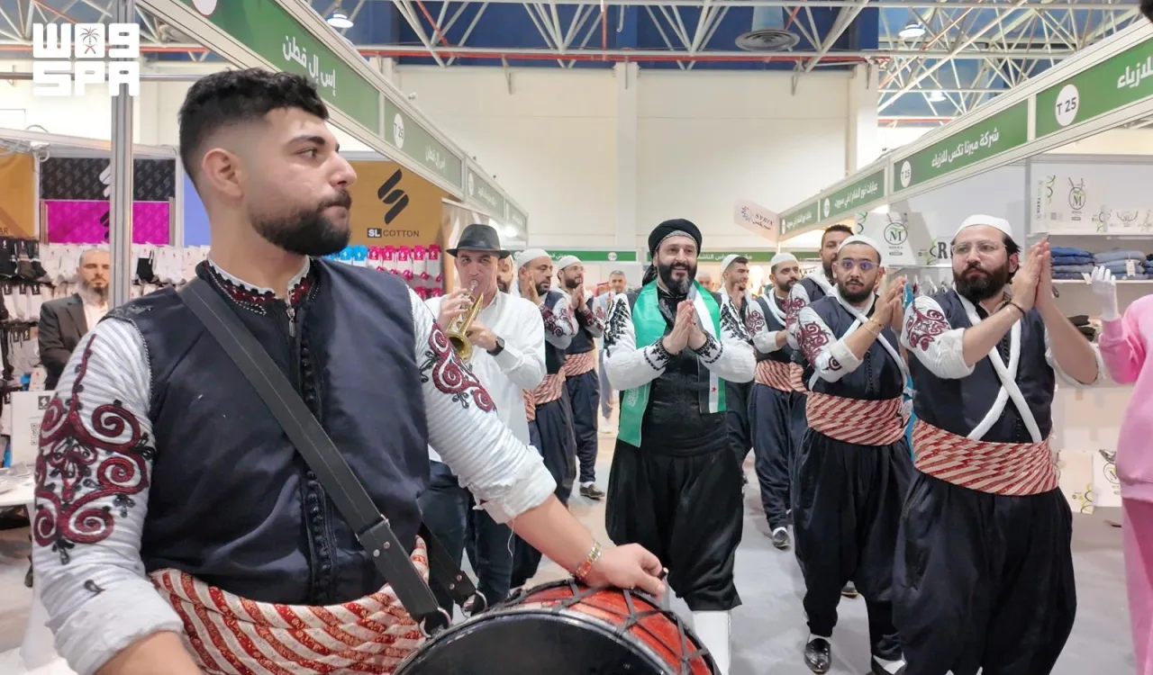 Cidde'deki SYRIX fuarında 160'tan fazla Suriyeli firma Suudi pazarı için anlaşmalar imzaladı