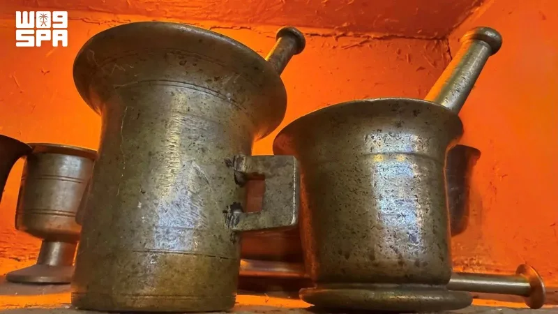 From Mehmasah to Dallah: The Traditional Tools Behind Saudi Coffee