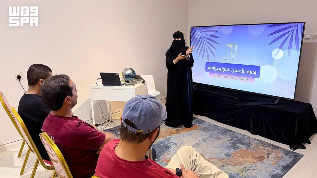 Photographers Gather in Abha for Two-Day Summer Forum