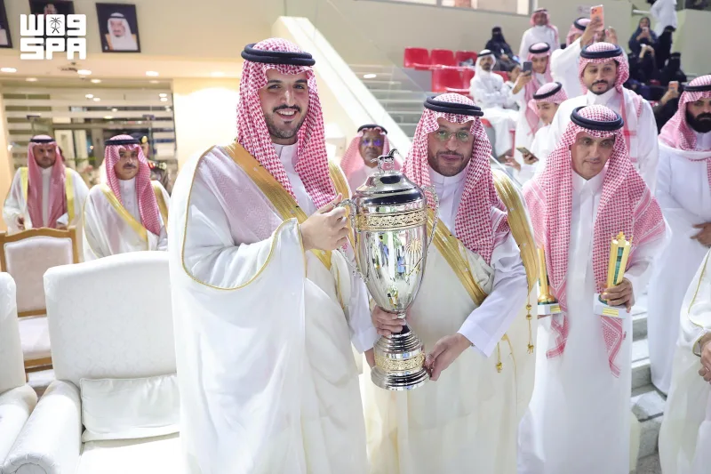 Kral Faysal ve Prens Abdullah bin Faysal kupaları "Sahab er-Riyad" ile "Hanuf Azba"nın oldu