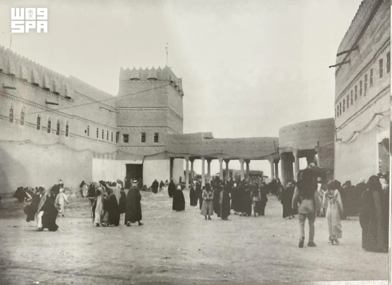 «حافظه ریاض»؛ روایت پنج دهه تحول معماری پایتخت از خانه گلی تا شهر جهانی