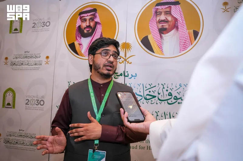 معتمرون من باكستان وطاجيكستان وبنغلاديش يروون انطباعاتهم عن استقبالهم في المدينة المنورة