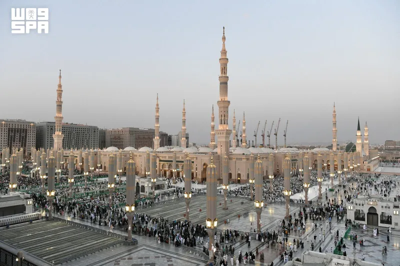 ۲۱٬۶۱۵٬۹۷۷ زائر در سپتامبر به مسجدالنبی آمدند؛ ۱٬۴۴۹٬۷۹۱ نفر در روضه شریفه نماز خواندند