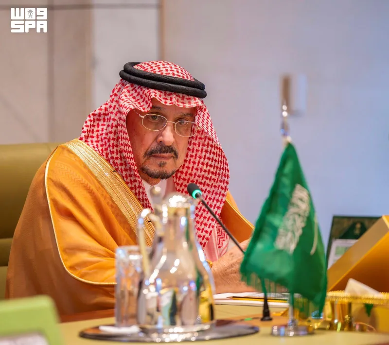 أمير الرياض يستعرض مع وزير السياحة تفعيل «مسار الشمال» ضمن موسم شتاء السعودية