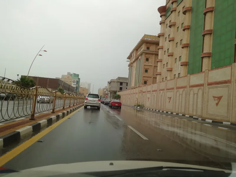 أمانة الشرقية تجهز 50 محطة تصريف وأكثر من 1200 حساس استعدادًا لموسم الأمطار